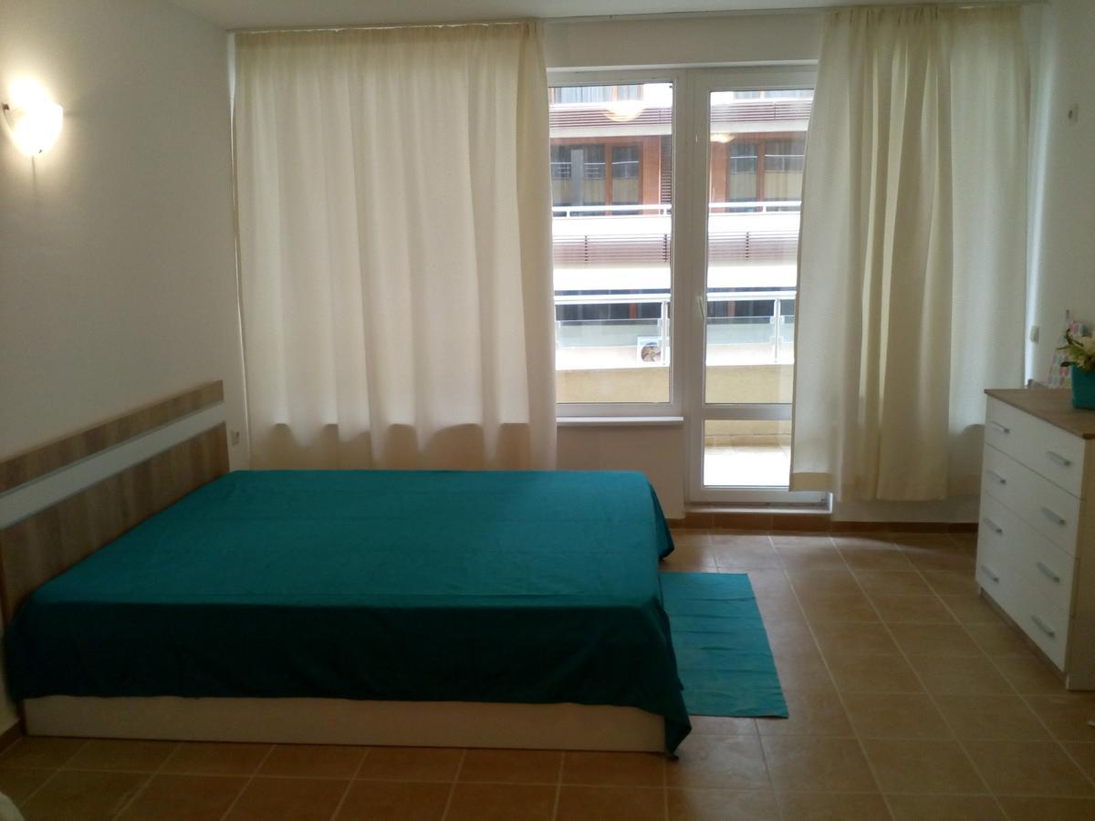 Studio Zlatina Pomorie Exterior foto
