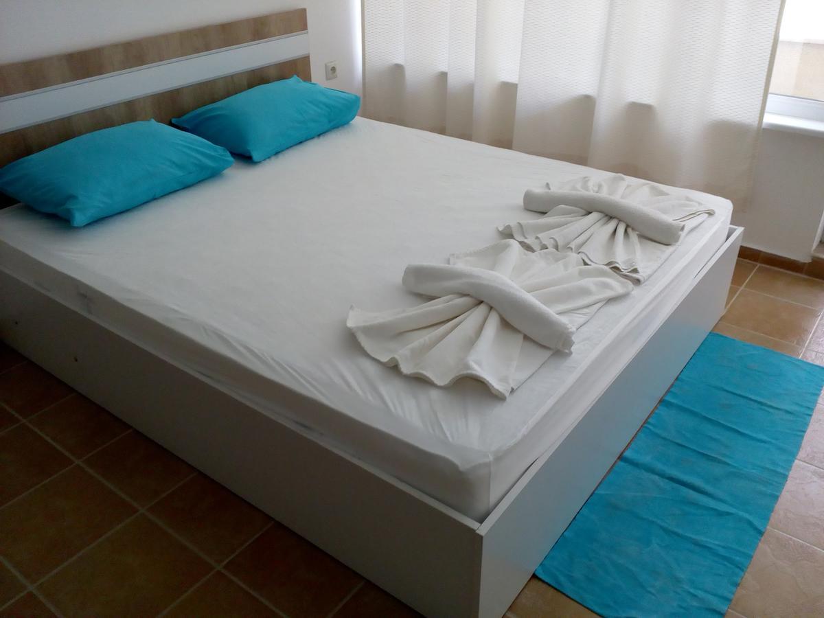 Studio Zlatina Pomorie Exterior foto